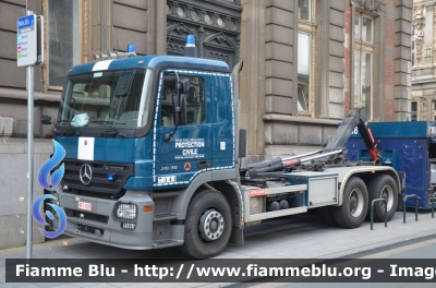 Mercedes-Benz Actros 2638 II serie
Koninkrijk België - Royaume de Belgique - Königreich Belgien - Kingdom of Belgium - Belgio
Protezione Civile - Civiele Bescherming - Protection Civile
Parole chiave: Mercedes-Benz Actros_2638_IIserie