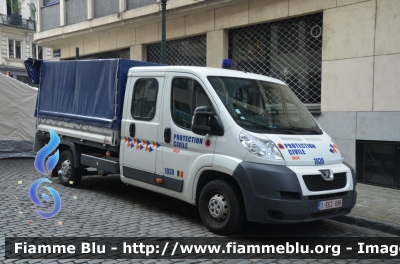 Peugeot Boxer III serie
Koninkrijk België - Royaume de Belgique - Königreich Belgien - Kingdom of Belgium - Belgio
Protezione Civile - Civiele Bescherming - Protection Civile
Parole chiave: Peugeot Boxer_IIIserie