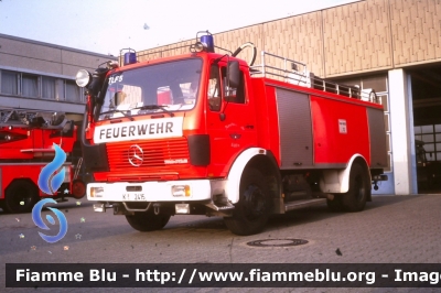 Mercedes-Benz ?
Bundesrepublik Deutschland - Germany - Germania
Feuerwehr Koln
