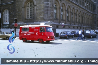 Peugeot J7
France - Francia
Brigade Sapeurs Pompiers de Paris
