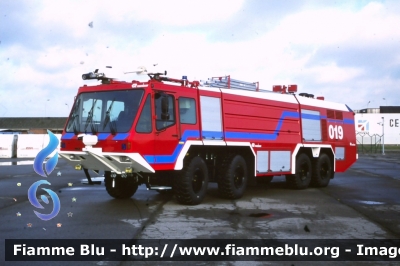 Rosenbauer ?
Koninkrijk België - Royaume de Belgique - Königreich Belgien - Belgio
Sapeur Pompier - Branweer Aeroport National
