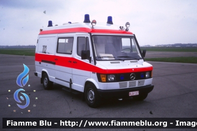 Mercedes-Benz Vario 308
Koninkrijk België - Royaume de Belgique - Königreich Belgien - Belgio
Sapeur Pompier - Branweer Aeroport National
