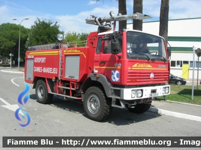 Renault ?
Francia - France
Sapeur Pompiers Aeroport Cannes Mandelieu
