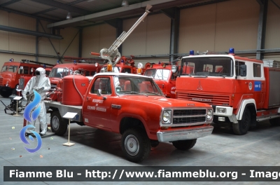 Dodge ?
France - Francia
Sapeur Pompiers Aeroport Colmar Houssen
