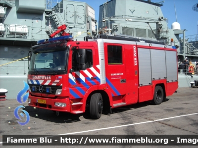 Mercedes-Benz Atego II serie
Nederland - Paesi Bassi
Korps Marine Brandweer
