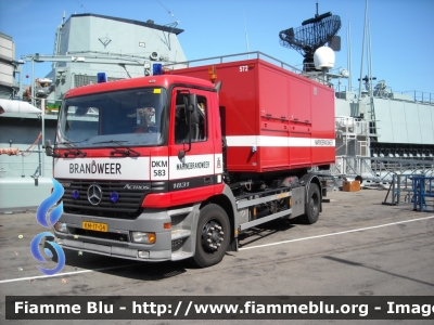 Mercedes-Benz Actros II serie 1831
Nederland - Paesi Bassi
Korps Marine Brandweer
