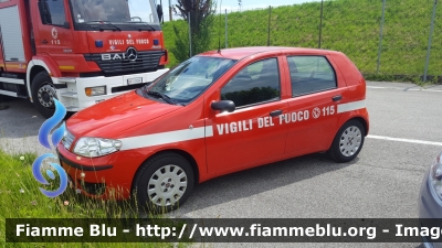 Fiat Punto III serie
Vigili Del Fuoco
Comando Provinciale di Treviso
Veicoli acquisito da confisca
VF 26769
Parole chiave: Fiat Punto_IIIserie VF26769