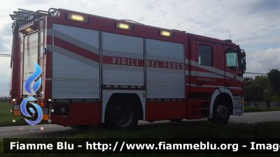 Mercedes-Benz Actros 1841 II serie
Vigili Del Fuoco
Comando Provinciale di Treviso
AutoPompaSerbatoio allestimento BAI
VF 23360

Parole chiave: Mercedes-Benz Actros_1841_IIserie VF23360