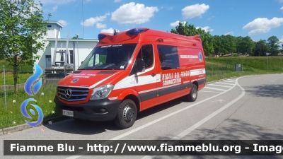 Mercedes-Benz Sprinter III serie restyle
Vigili Del Fuoco
Comando Provinciale di Vicenza
Nucleo Sommozzatori di Vicenza
Allestimento Bollanti
VF 28005
Parole chiave: Mercedes Benz Sprinter_IIIserierestyle