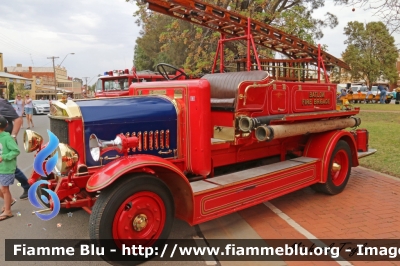 ??
Australia
New South Wales Fire Service
