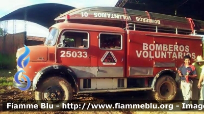 Mercedes-Benz 1113
Trinidad e Tobago 
Bomberos Voluntarios Trinidad
