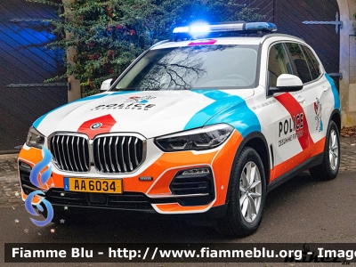 BMW X5
Grand-Duché de Luxembourg - Großherzogtum Luxemburg - Grousherzogdem Lëtzebuerg - Lussemburgo
Police
