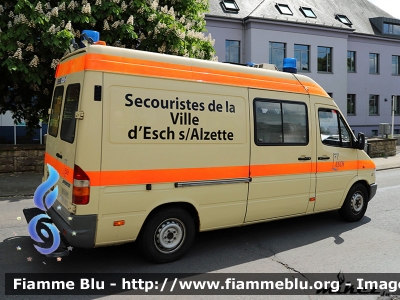 Mercedes-Benz Sprinter I serie
Grand-Duché de Luxembourg - Großherzogtum Luxemburg - Grousherzogdem Lëtzebuerg - Lussemburgo
Secouriste de la Ville d'Esch s/Alzette
