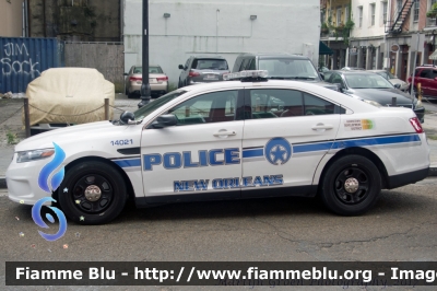 Ford Taurus
United States of America - Stati Uniti d'America
New Orleans Police
