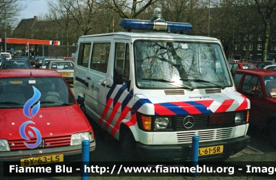 Mercedes-Benz 207D
Nederland - Paesi Bassi
Regiopolitie Groningen
