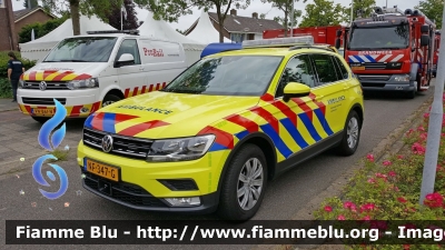 Volkswagen Tiguan
Nederland - Paesi Bassi
Region 17 Rotterdam-Rijnmond Ambulance
