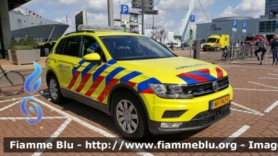 Volkswagen Tiguan
Nederland - Paesi Bassi
Region 17 Rotterdam-Rijnmond Ambulance
