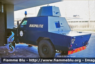 Land Rover ?
Nederland - Paesi Bassi
Rijkspolitie - Polizia Nazionale
