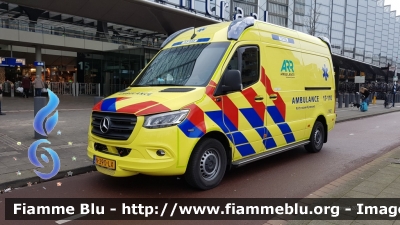 Mercedes-Benz Sprinter IV serie 
Nederland - Paesi Bassi
Region 17 Rotterdam-Rijnmond Ambulance
17-110
Parole chiave: Ambulance Ambulanza