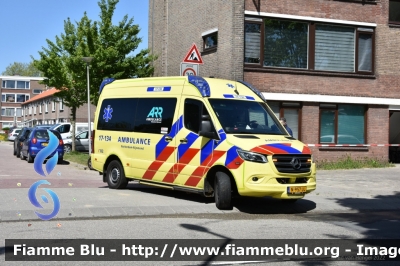 Mercedes-Benz Sprinter IV serie 
Nederland - Paesi Bassi
Region 17 Rotterdam-Rijnmond Ambulance
17-134
Parole chiave: Ambulance Ambulanza