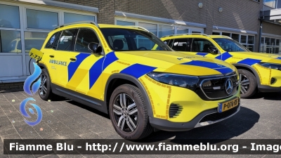 Mercedes Benz 300 EQB
Nederland - Paesi Bassi
Huisarts - Medico di Guardia
