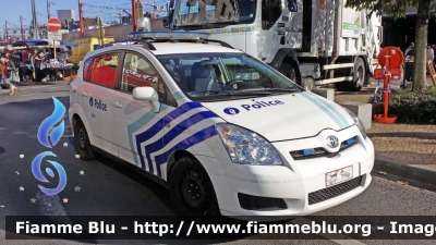 Toyota Corolla Verso
Koninkrijk België - Royaume de Belgique - Königreich Belgien - Belgio
Police Locale Bruxelles Sud - Zuid
