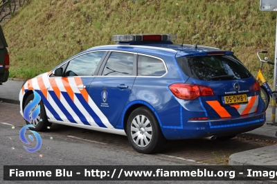 Opel Astra SW IV serie
Nederland - Paesi Bassi
Koninklijke Marechaussee - Polizia militare
