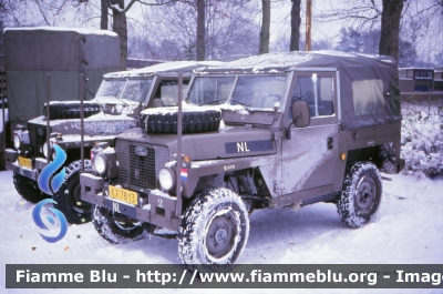 Land Rover 106
Nederland - Paesi Bassi
Nederlandse Krijgsmacht - Esercito Olandese
