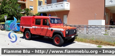 Land Rover Defender 130
Vigili del Fuoco
Comando Provinciale di Venezia
Distaccamento Permanente di Jesolo
VF 18380 
Parole chiave: Land-Rover Defender_130 VF18380