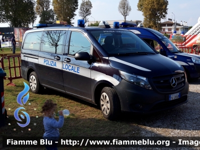 Mercedes-Benz Vito III Serie
Polizia Locale Jesolo (VE)
Allestita Ciabilli
POLIZIA LOCALE YA 499 AM 
Parole chiave: Mercedes-Benz Vito_Iserie POLIZIALOCALEYA499AM