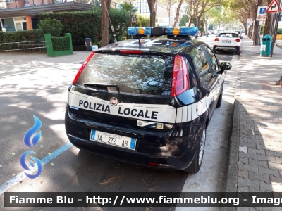 Fiat Grande Punto
Polizia Locale Jesolo (VE)
Allestita Bertazzoni
POLIZIA LOCALE YA 272 AB
Parole chiave: Fiat Grande_Punto POLIZIALOCALEYA272AB