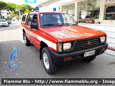 Mitsubishi L200 I serie
Vigili del Fuoco
Comando Provinciale di Venezia
Ex nucleo sommozzatori
VF 19029
Parole chiave: Mitsubishi L200_Iserie VF19029