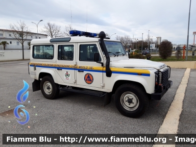 Land Rover Defender 110
Protezione Civile
Gruppo Comunale di Meolo (VE)
Parole chiave: Land-Rover / Defender_110