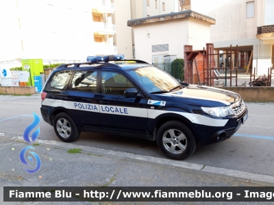 Subaru Forester V serie
Polizia Locale Jesolo (VE)
Codice Veicolo: 116
POLIZIA LOCALE YA 631 AL 
Parole chiave: Subaru Forester_Vserie POLIZIALOCALEYA631AL