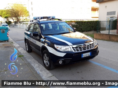 Subaru Forester V serie
Polizia Locale Jesolo (VE)
Codice Veicolo: 116
POLIZIA LOCALE YA 631 AL 
Parole chiave: Subaru Forester_Vserie POLIZIALOCALEYA631AL