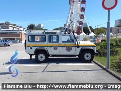 Land Rover Defender 110 
Protezione Civile
Gruppo Comunale di Ceggia (VE) 
Parole chiave: Land-Rover Defender_110