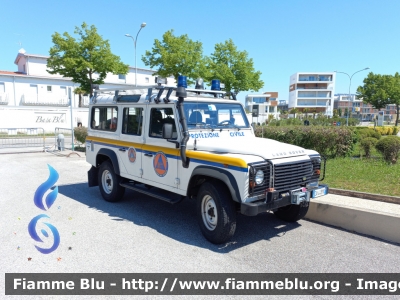 Land Rover Defender 110 
Protezione Civile
Gruppo Comunale di Ceggia (VE) 
Parole chiave: Land-Rover Defender_110