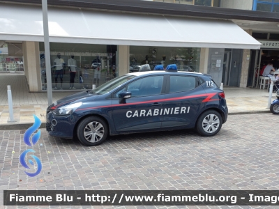 Renault Clio IV serie
Carabinieri
Allestimento Focaccia
Decorazione Grafica Artlantis
CC DJ 792
Parole chiave: Renault Clio_IVserie CCDJ792