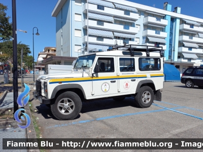 Land Rover Defender 110 
Protezione Civile
FIR Servizio Emergenza Radio
Regione Veneto
Gruppo Radio Piovese
Piove di Sacco(PD)
"221"
Parole chiave: Land-Rover Defender_110