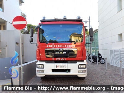 Man TGM 15.250 II Serie 
Vigili del Fuoco
Comando Provinciale di Venezia
AutoPompaSerbatoio allestita BAI
VF 29494
Parole chiave: Man TGM_15.250_IISerie VF29494