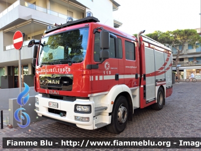 Man TGM 15.250 II Serie 
Vigili del Fuoco
Comando Provinciale di Venezia
AutoPompaSerbatoio allestita BAI
VF 29494
Parole chiave: Man TGM_15.250_IISerie VF29494