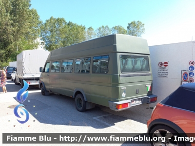 Iveco Daily II serie 
Aeronautica Militare Italiana
51° Stormo Istrana (TV)
AM AI 726 
Parole chiave: Iveco Daily_IIserie AMAI726