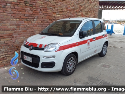 Fiat Nuova Panda II serie 
Croce Rossa Italiana
Comitato Provinciale di Venezia
Allestimento Class by Orion
CRI 712 AH 
Parole chiave: Fiat Nuova_Panda_IIserie CRI712AH