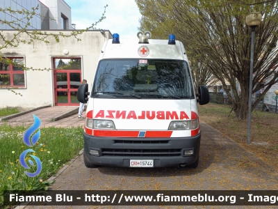 Fiat Ducato II serie
Croce Rossa Italiana
Comitato di San Donà di Piave (VE)
Allestimento Bollanti
CRI 15744
Parole chiave: Fiat Ducato_IIserie Ambulanza CRI15744