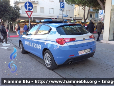 Alfa Romeo Nuova Giulietta restyle 
Polizia di Stato
Squadra Volante
Allestimento NCT Nuova Carrozzeria Torinese
POLIZIA M4014 
Parole chiave: Alfa-Romeo Nuova_Giulietta_restyle POLIZIAM4014