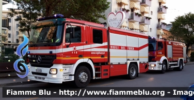 Mercedes-Benz Actros 1841 II serie
Vigili del Fuoco
Comando Provinciale di Venezia
Distaccamento permanente di San Donà di Piave
AutoPompaSerbatoio allestimento BAI
VF 22614
Da notare il nuovo cassone costruito dalla stessa ditta allestitrice 
Parole chiave: Mercedes-Benz Actros_1841_IIserie VF22614