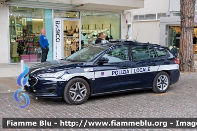 Ford Focus Stylewagon V serie 
Polizia Locale Jesolo (VE)
Allestimento Futura Veicoli Speciali
Codice Veicolo: 129
POLIZIA LOCALE YA 612 AS 
Parole chiave: Ford Focus_Stylewagon_Vserie POLIZIALOCALEYA612AS JEAS-2024