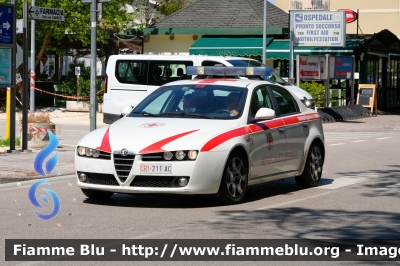 Alfa Romeo 159 
Croce Rossa Italiana
Comitato Locale di Cremona
CRI 211 AC
Parole chiave: Alfa_Romeo 159 CRI211AC