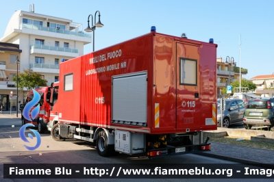 Iveco EuroCargo 90E22 IV serie 
Vigili del Fuoco
Comando Provinciale di Venezia
Nucleo NBCR
Laboratorio Mobile Rilevamento Nucleare e Radiologico
VF 29589 
Parole chiave: Iveco EuroCargo_90E22_IVserie VF29589