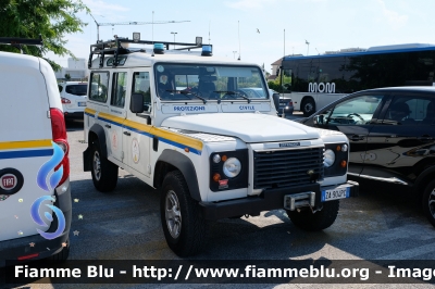 Land Rover Defender 110 
Protezione Civile
Gruppo Radio Piovese
Piove di Sacco (PD)
FIR Servizio Emergenza Radio
Regione Veneto
"221" 
Parole chiave: Land-Rover Defender_110 JEAS-2022